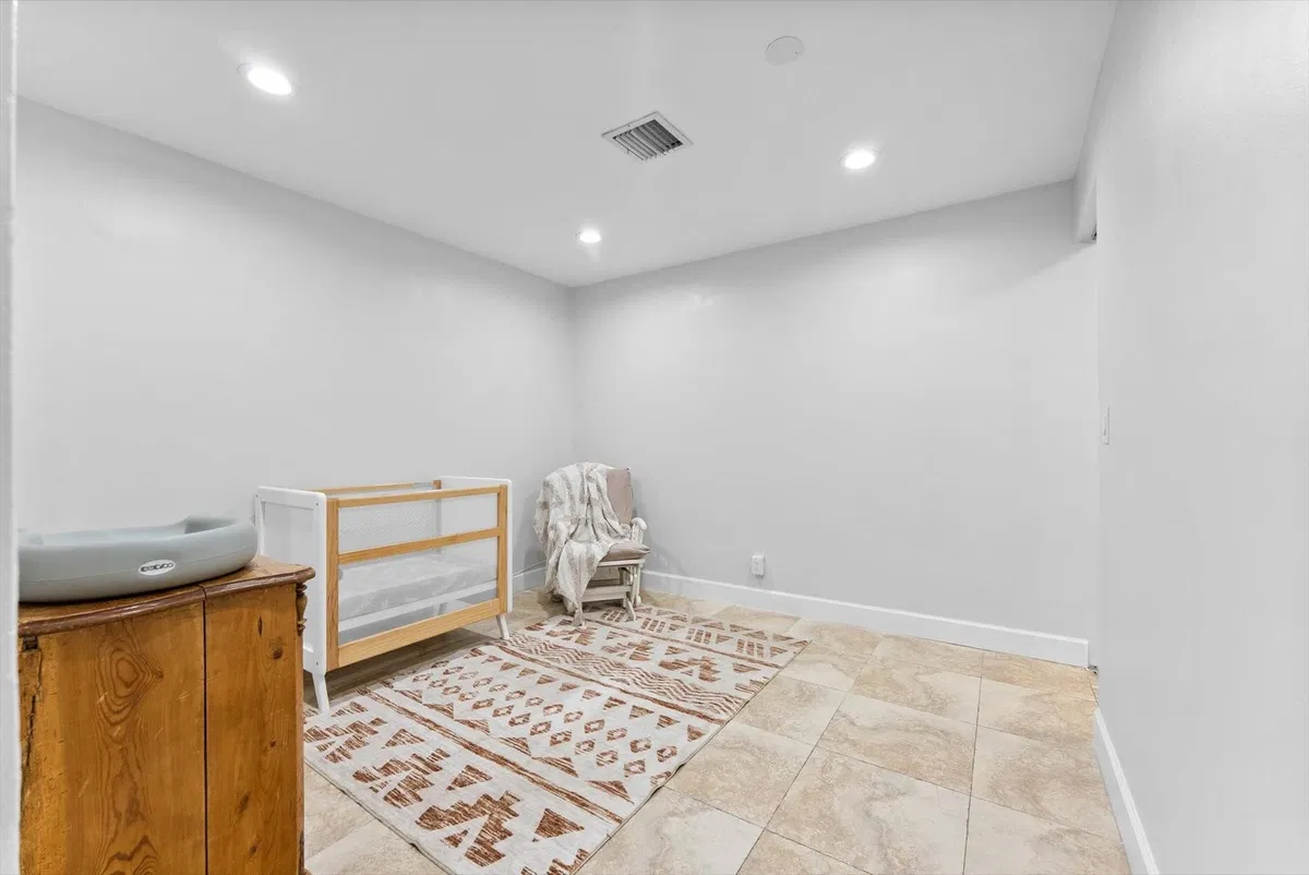 Residence photo 28