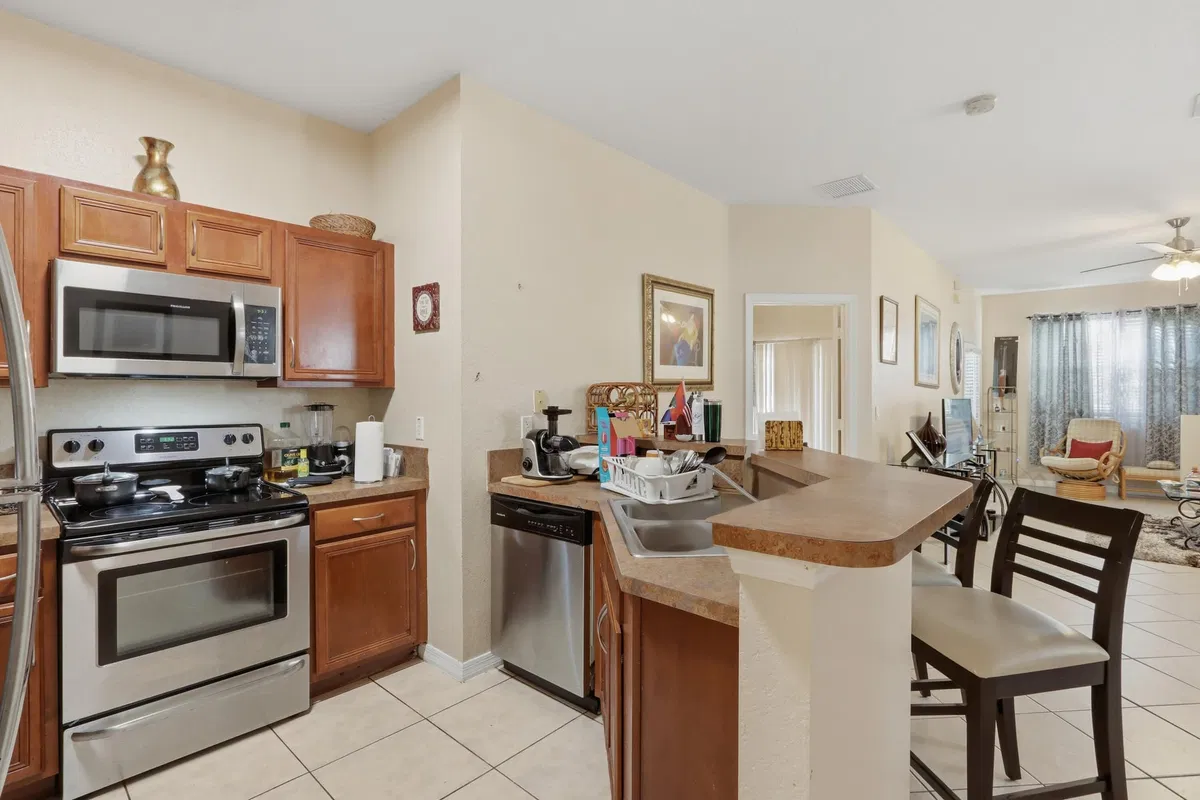 Residence photo 10