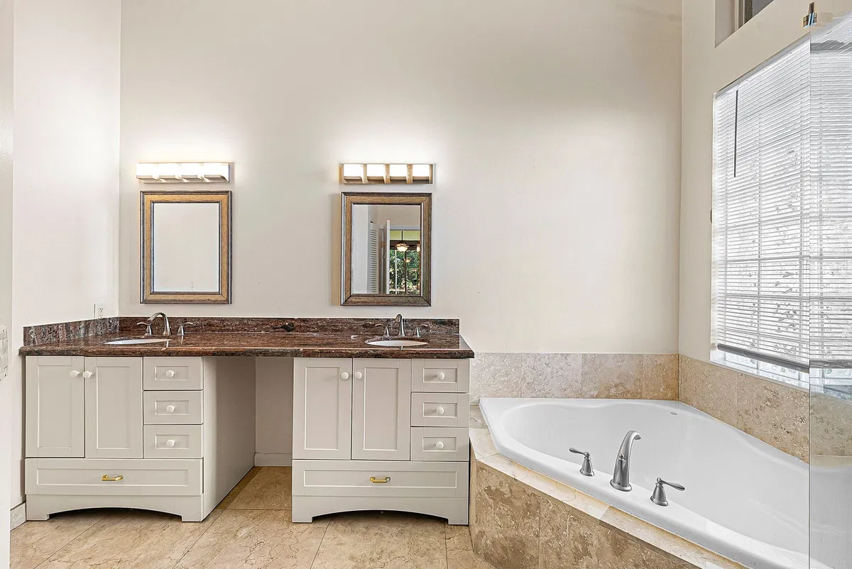 Boca Isles Residence photo 19