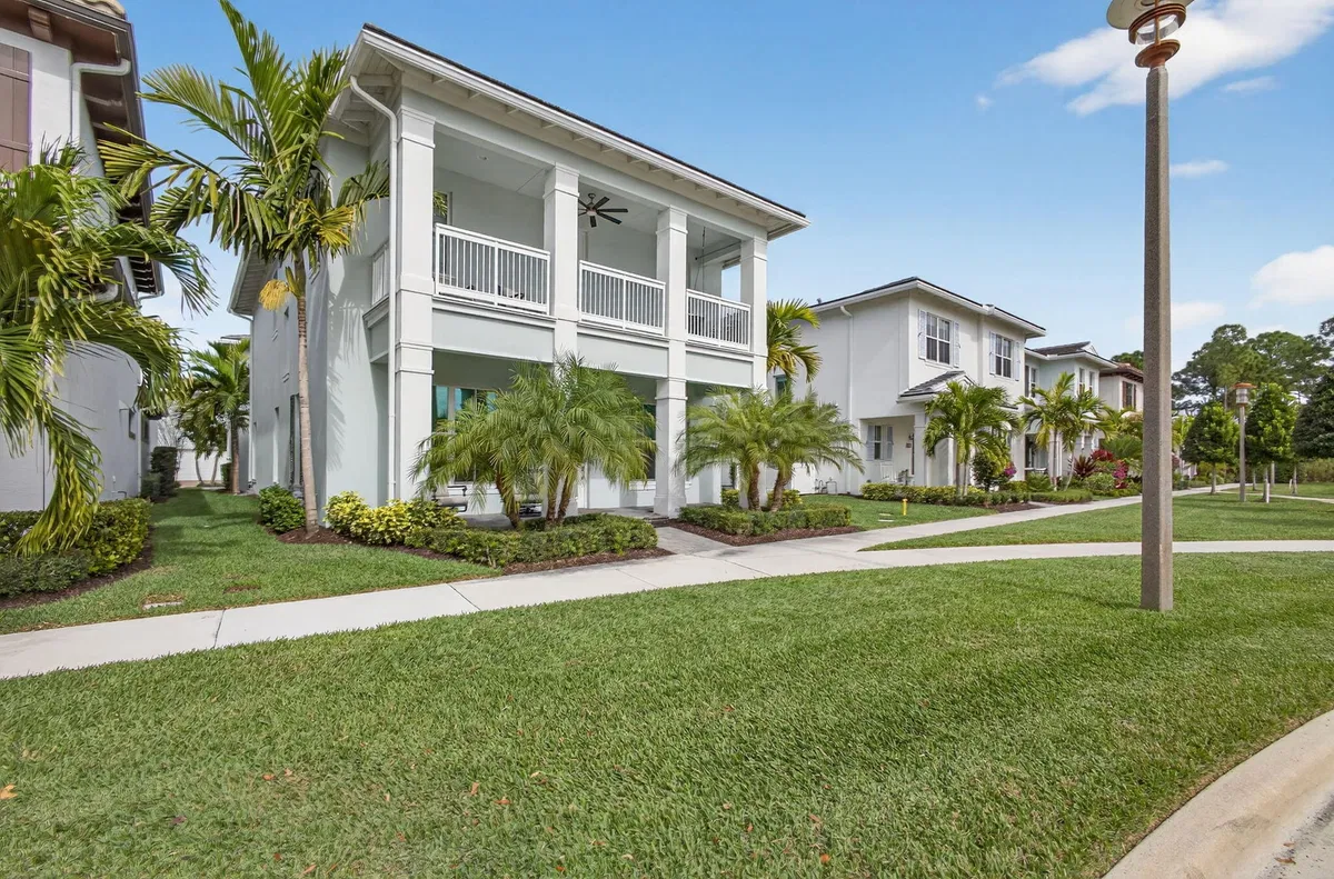 Alton Homes Palm Beach Gardens Residence photo 40