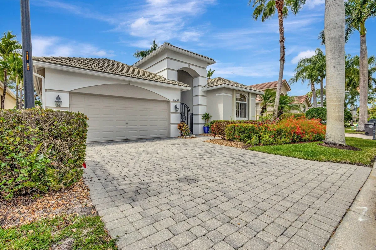 Ibis Golf & Country Club Residence