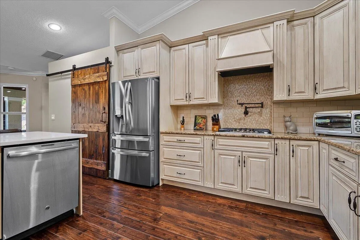 Residence photo 28