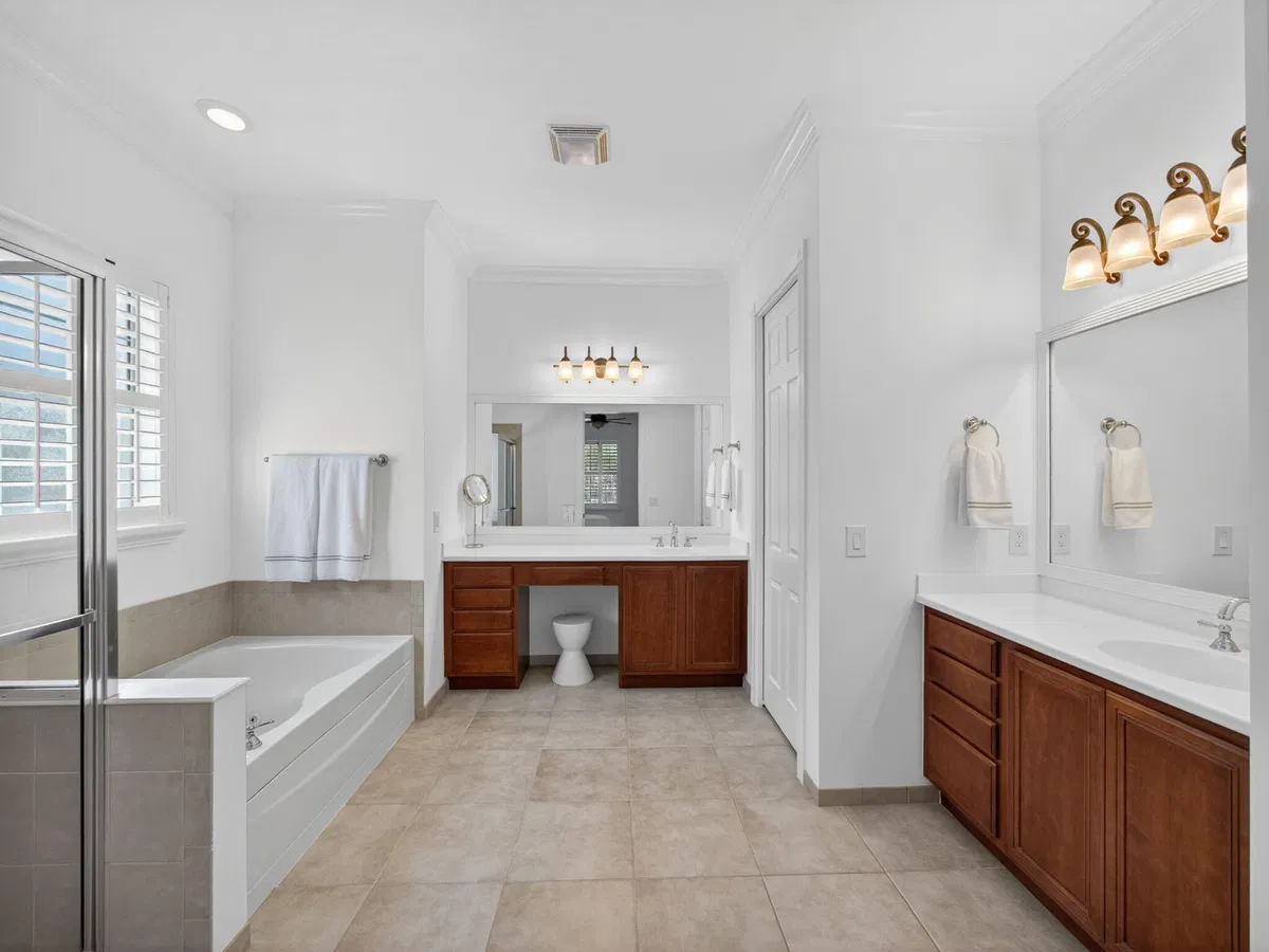 Mallory Creek Abacoa Residence photo 13
