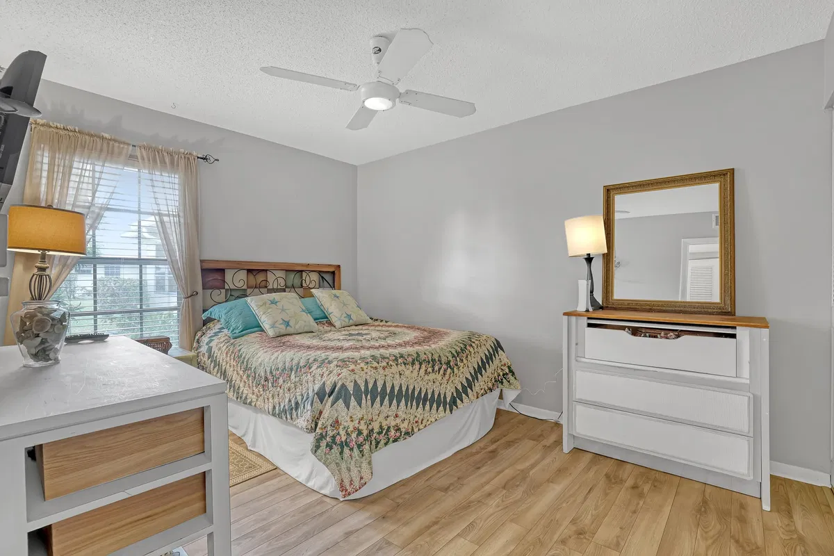  Residence photo 22