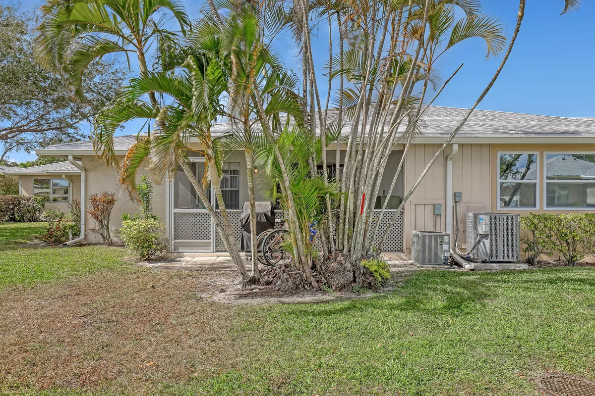  Residence photo 28
