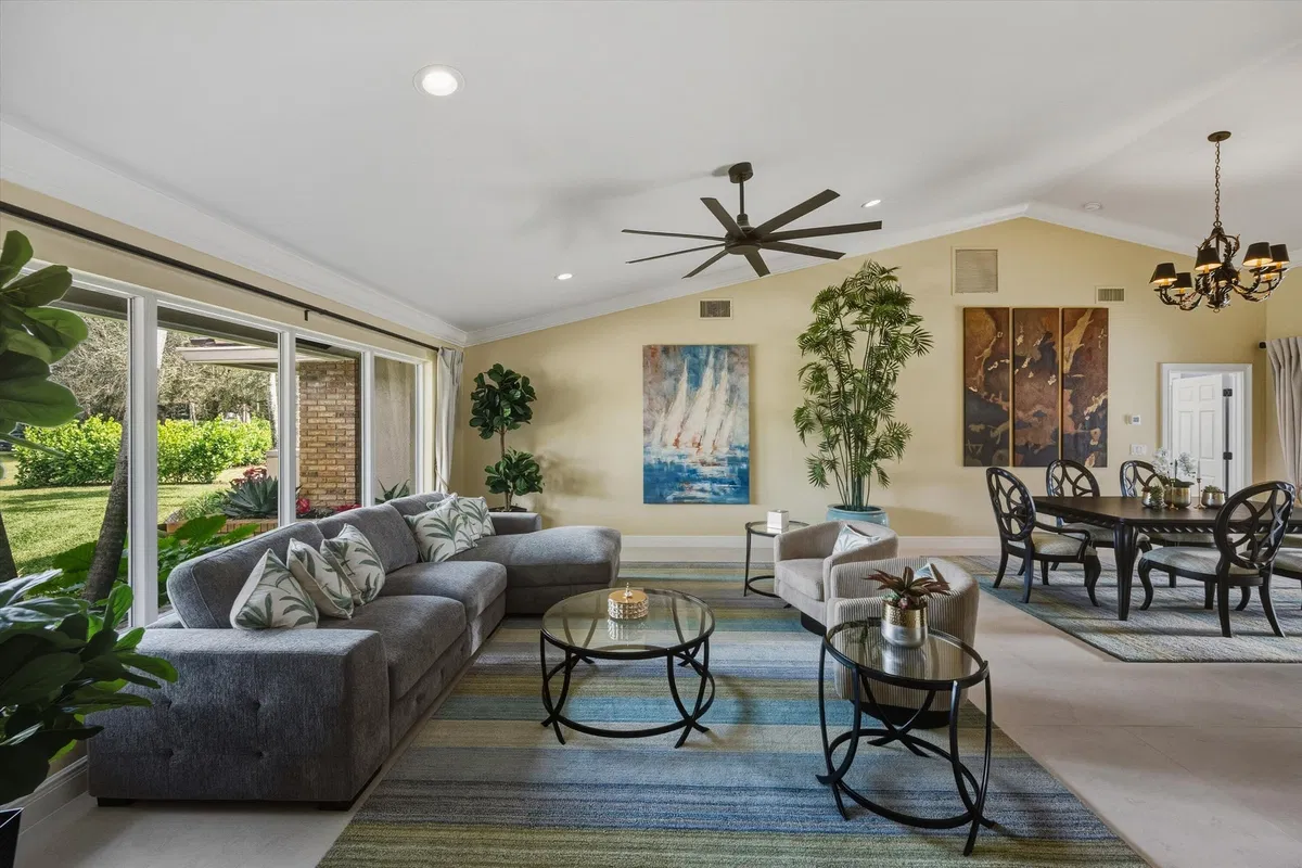 Paddock Park Residence photo 58