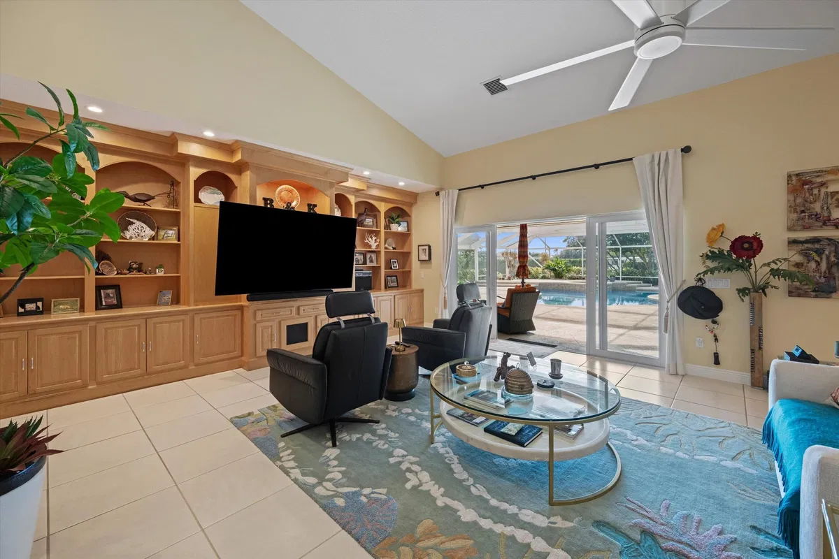 Paddock Park Residence photo 19