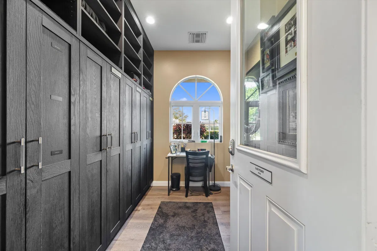 Paddock Park Residence photo 52