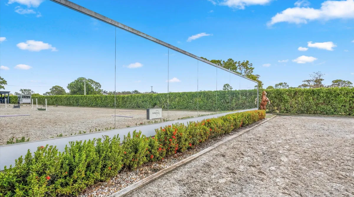 Paddock Park Residence photo 61