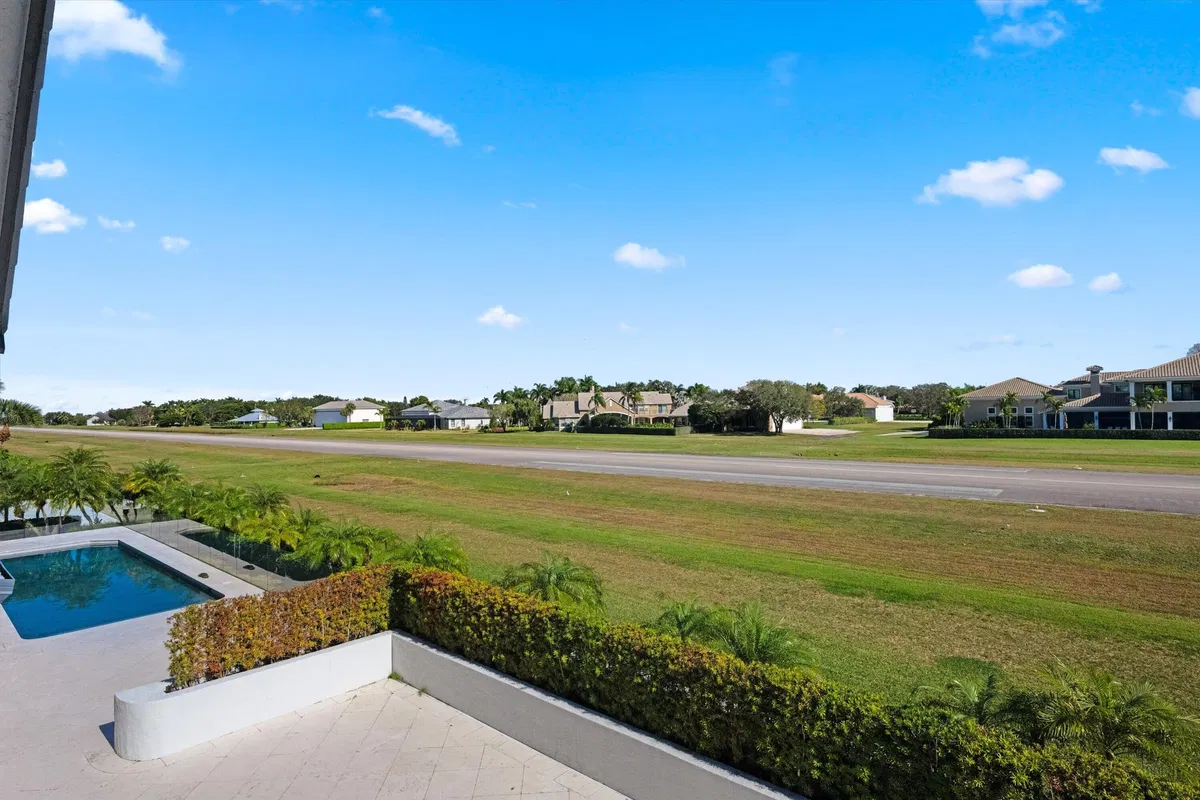 Wellington Aero Club Residence photo 55