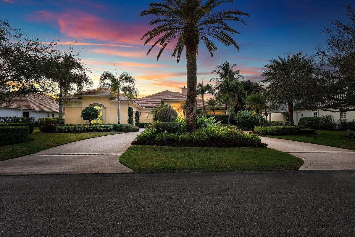 Old Marsh Golf Club Residence photo 22