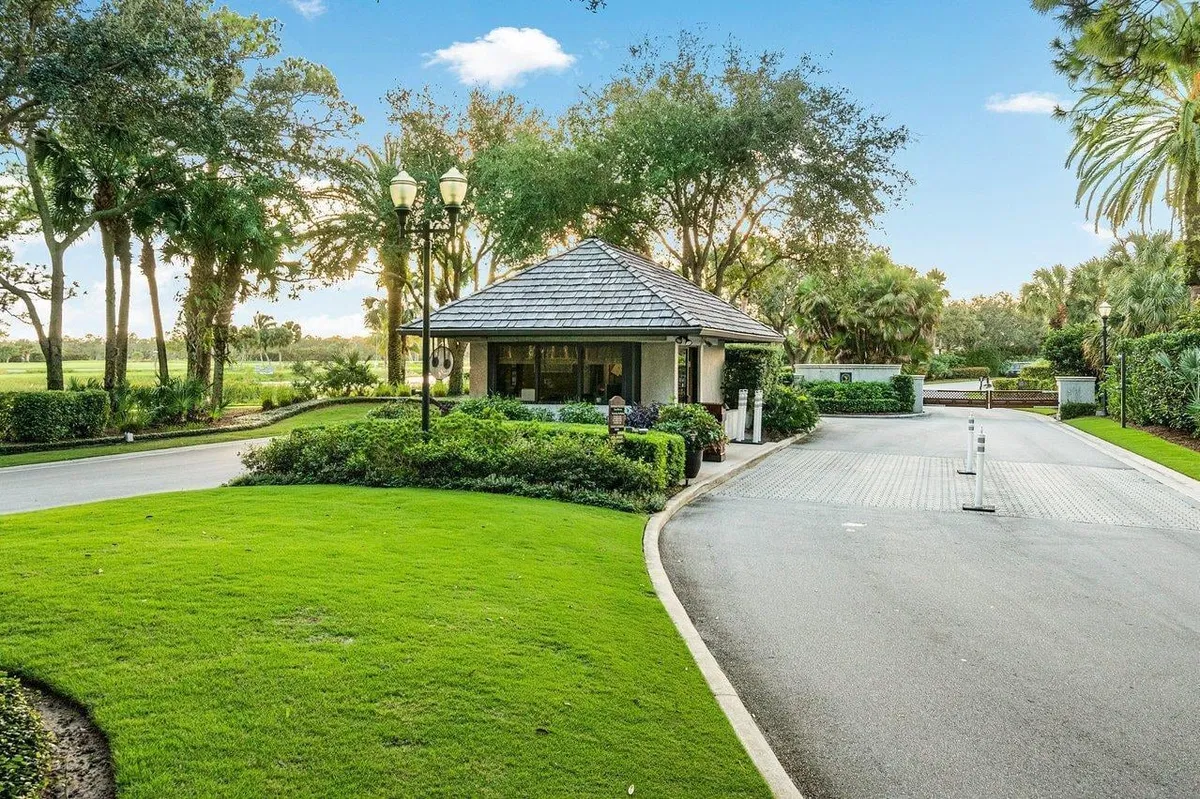 Old Marsh Golf Club Residence photo 67