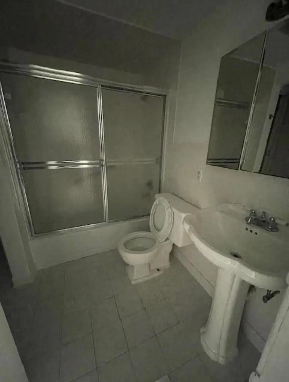 Unit C photo 13