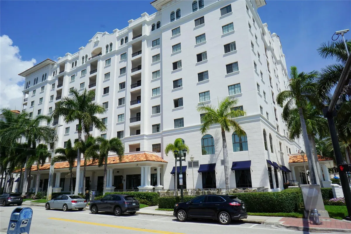 233 S Federal Boca Unit 401 photo 19
