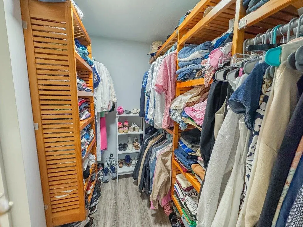 Unit 101 photo 16