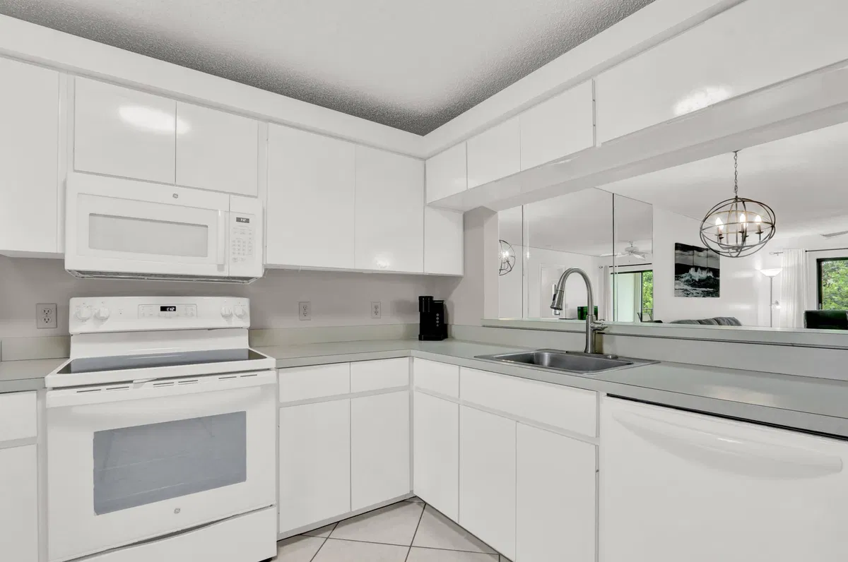 Singer Island Unit 205