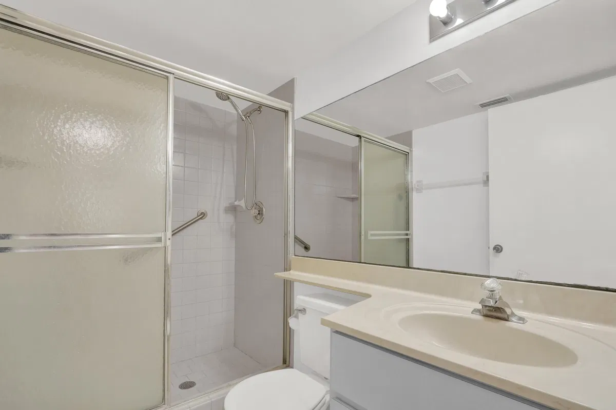 Singer Island Unit 205 photo 22