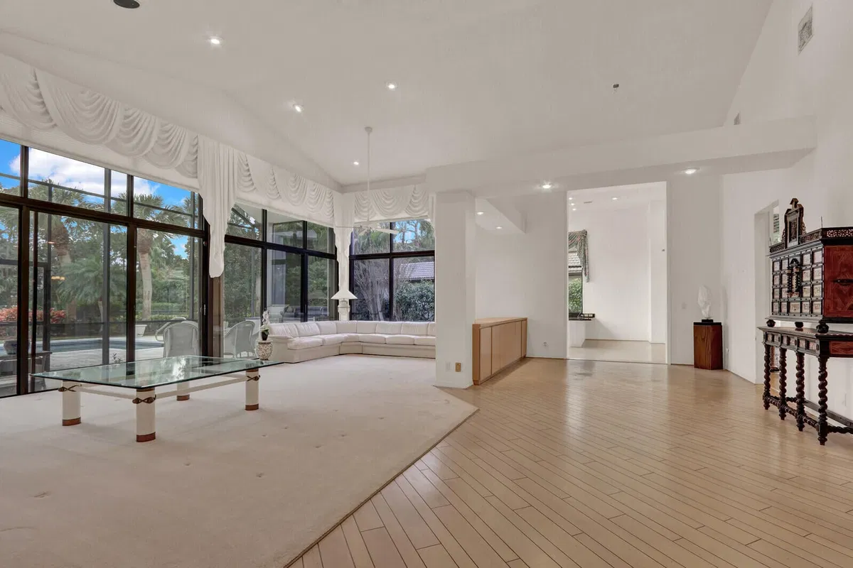 Frenchman's Creek Residence photo 10