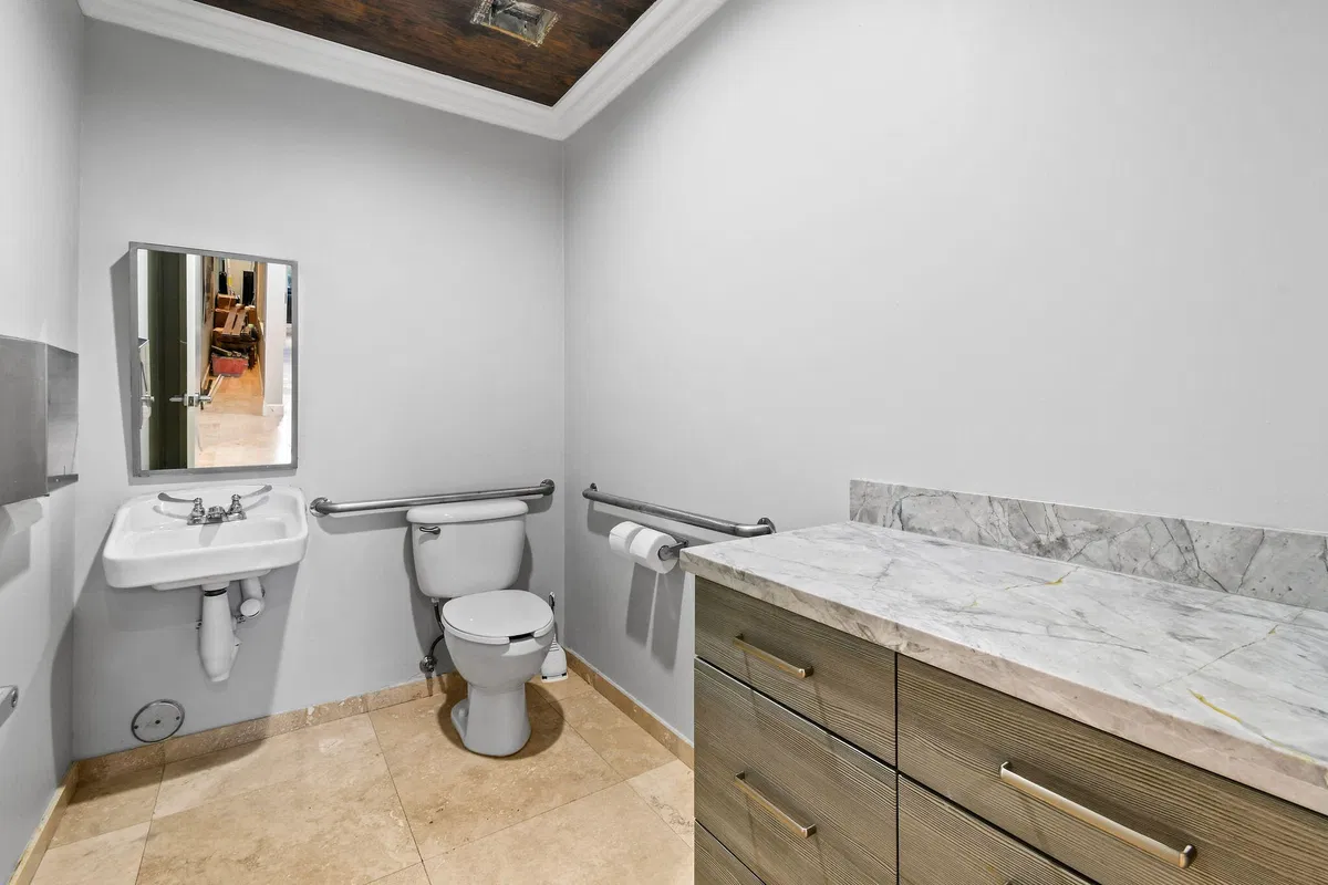  Unit 126 photo 13