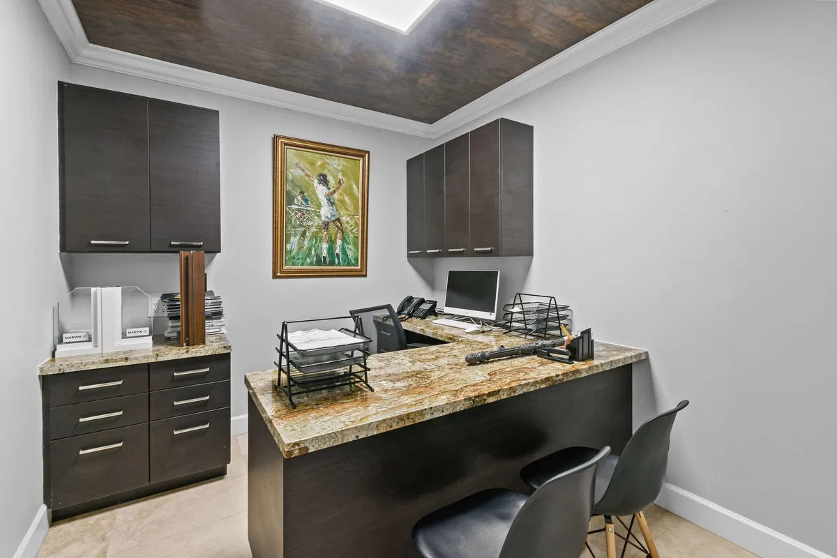  Unit 126 photo 16
