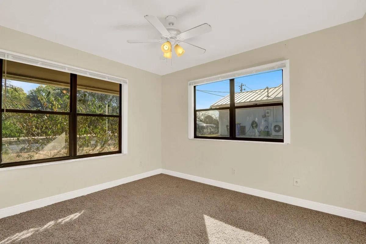 Residence photo 28