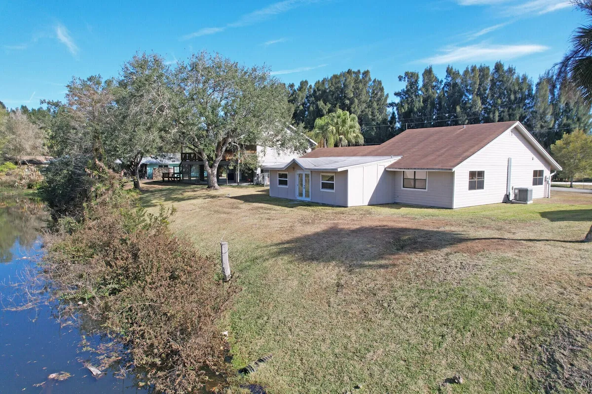 Residence photo 34