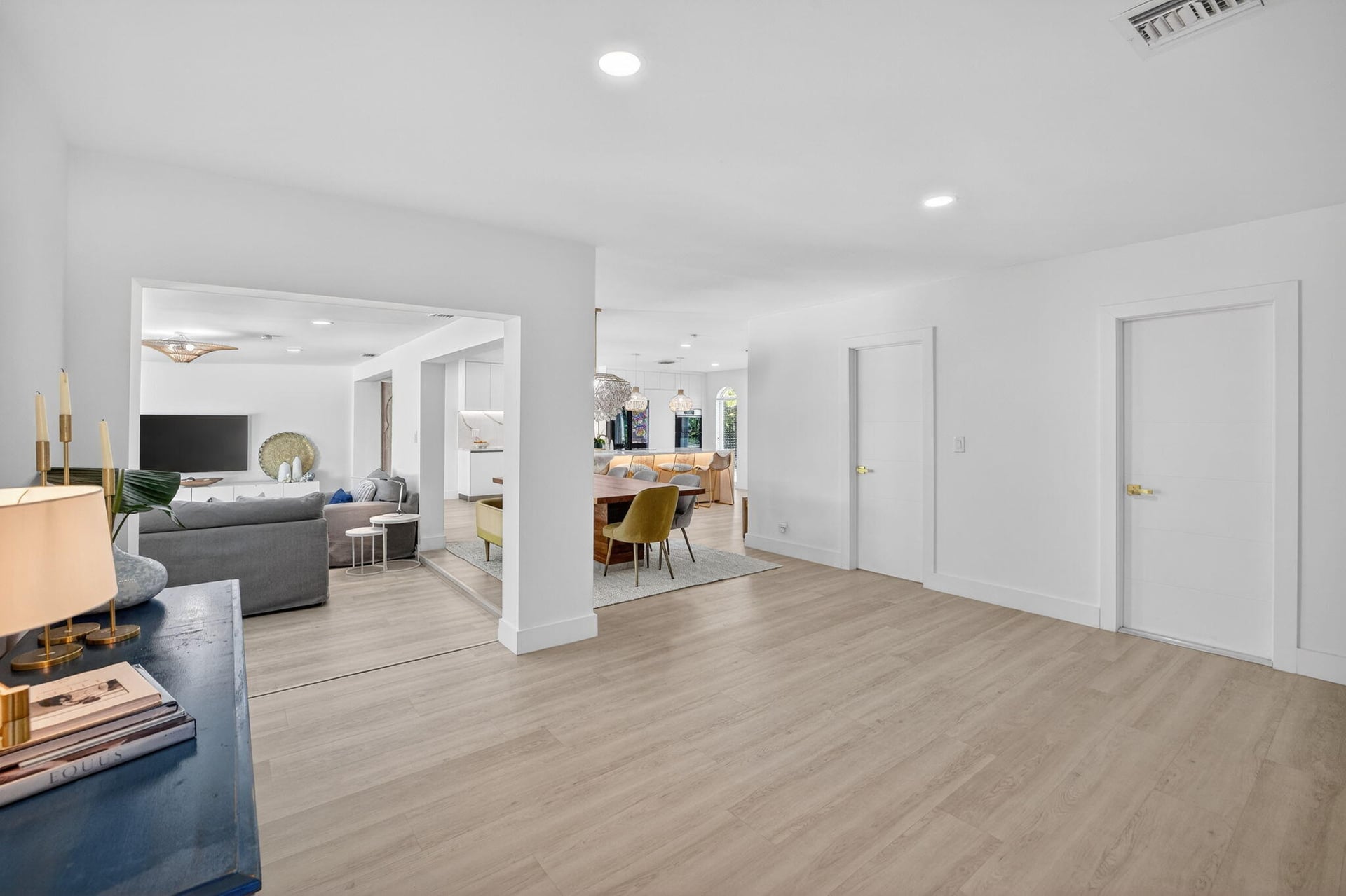 Residence photo 61