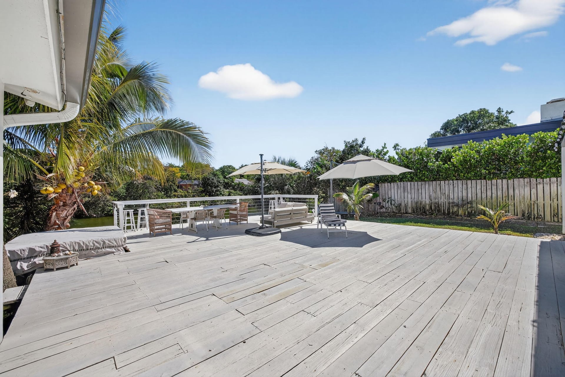 Residence photo 64