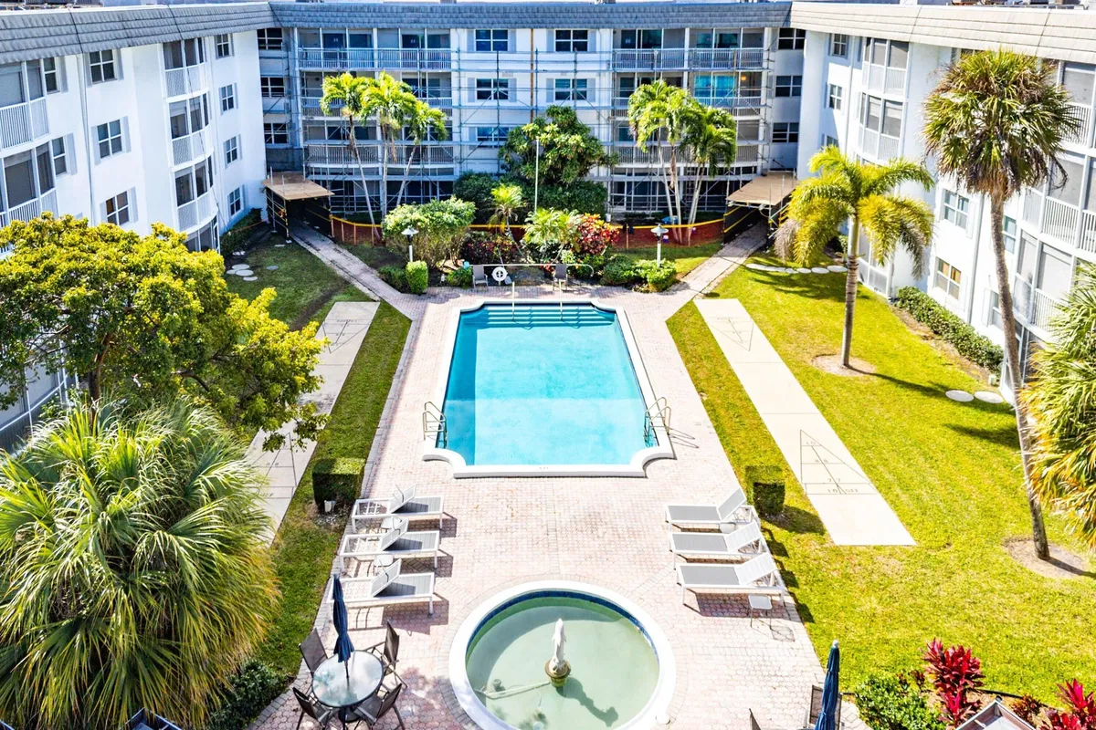 Boca Raton Unit 409 photo 28