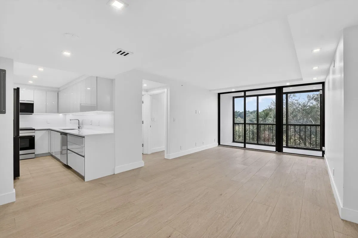 Boca West Country Club Unit 946