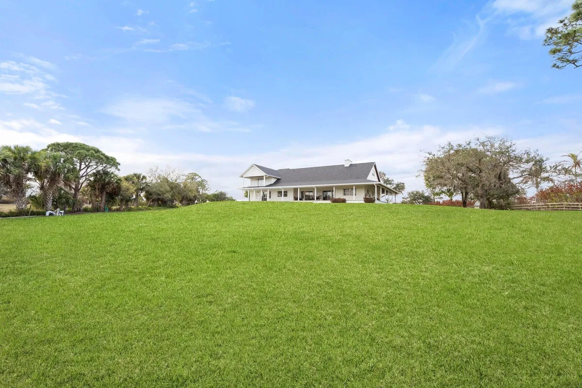 Residence photo 10