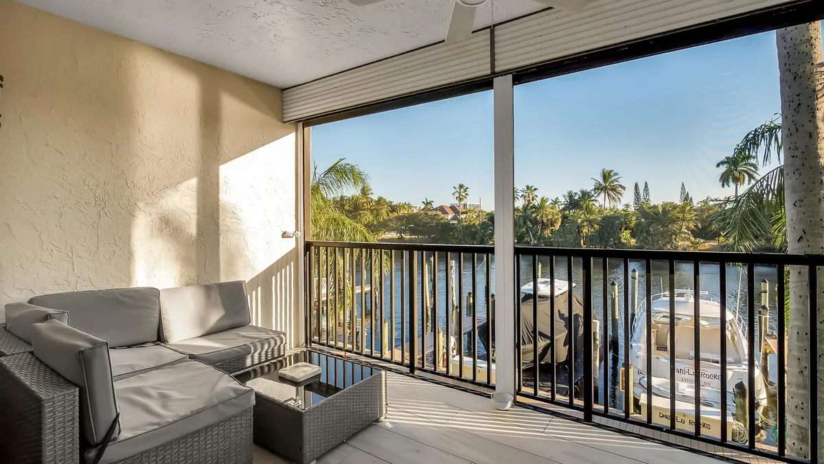 Unit 5150 photo 16