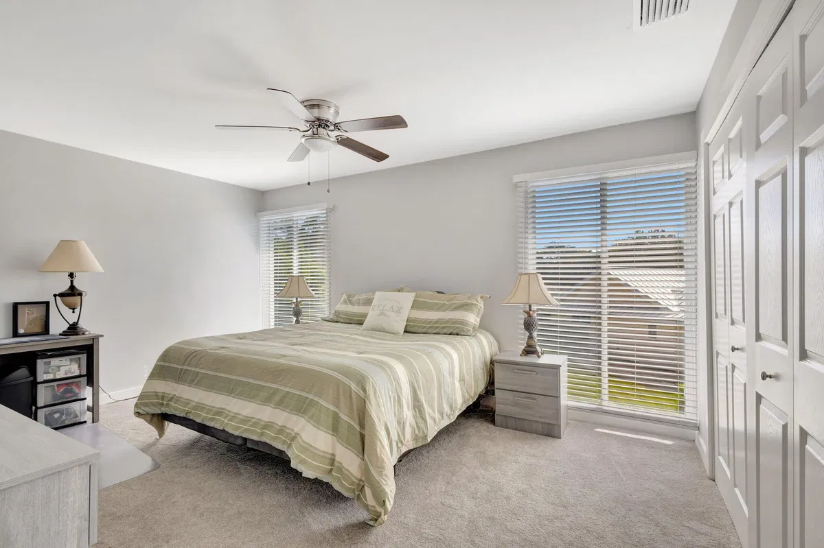 Residence photo 31