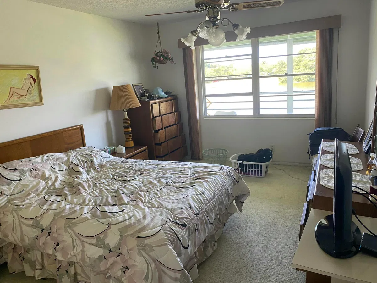  Residence photo 7
