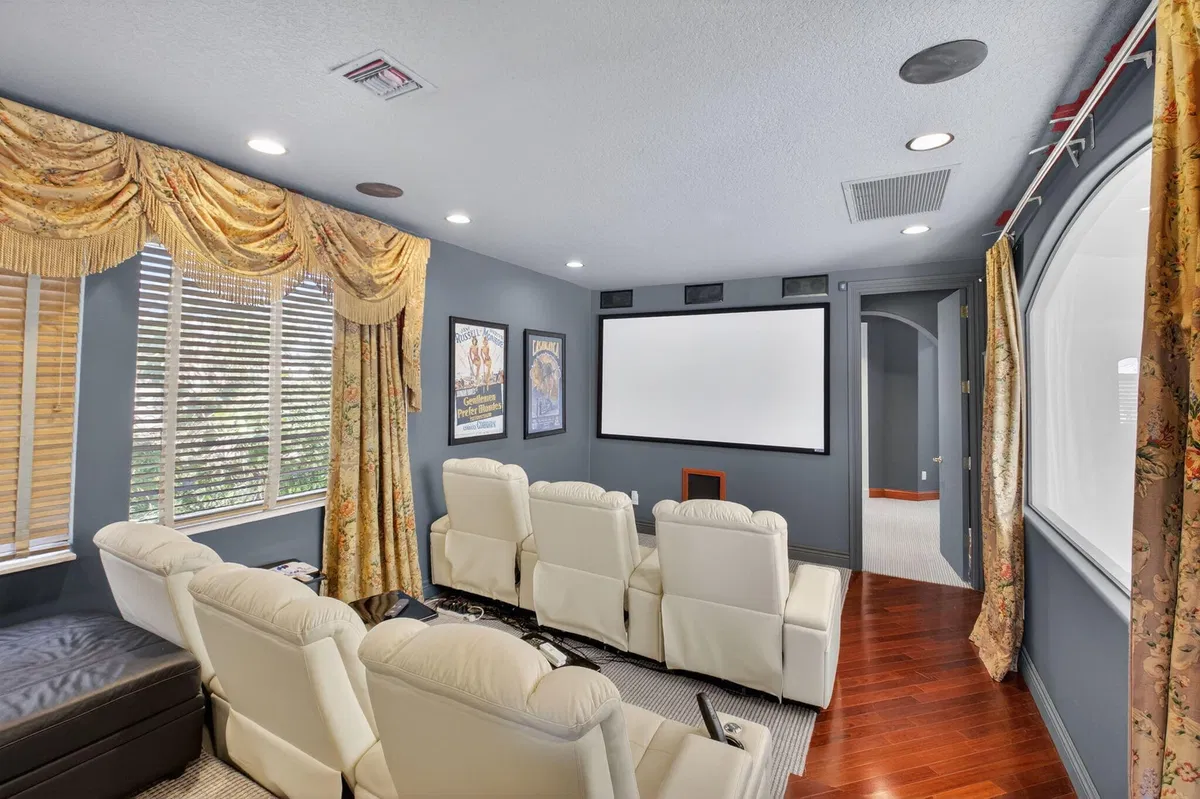 St. Andrews Country Club Residence photo 22