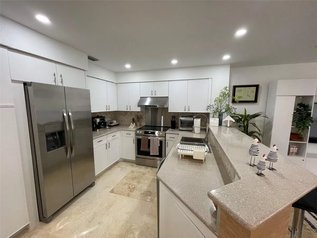  Residence photo 10