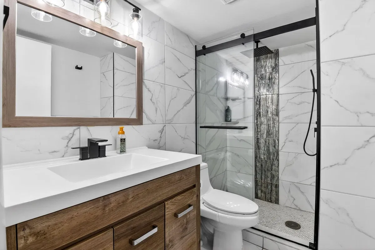Unit 204 photo 25