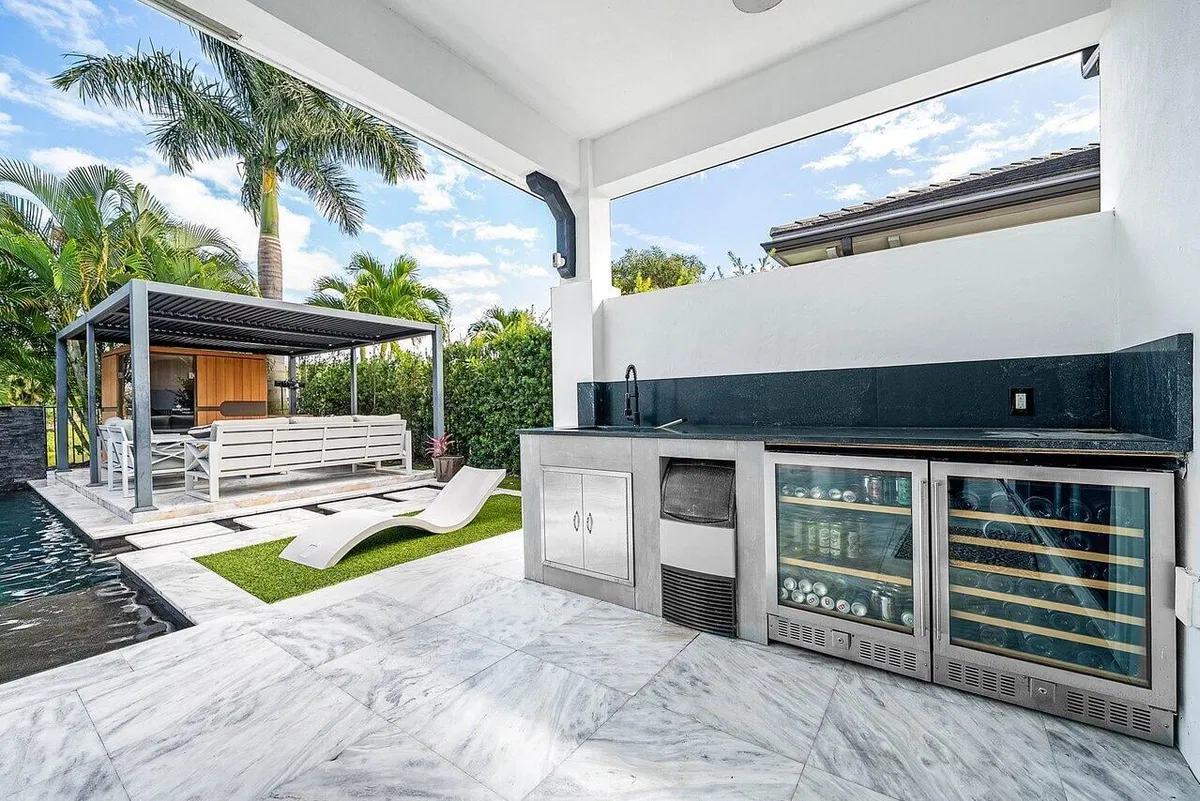 West Palm Beach Residence photo 40