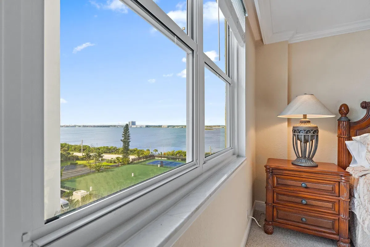 Aquarius Condominium Unit 907 photo 22