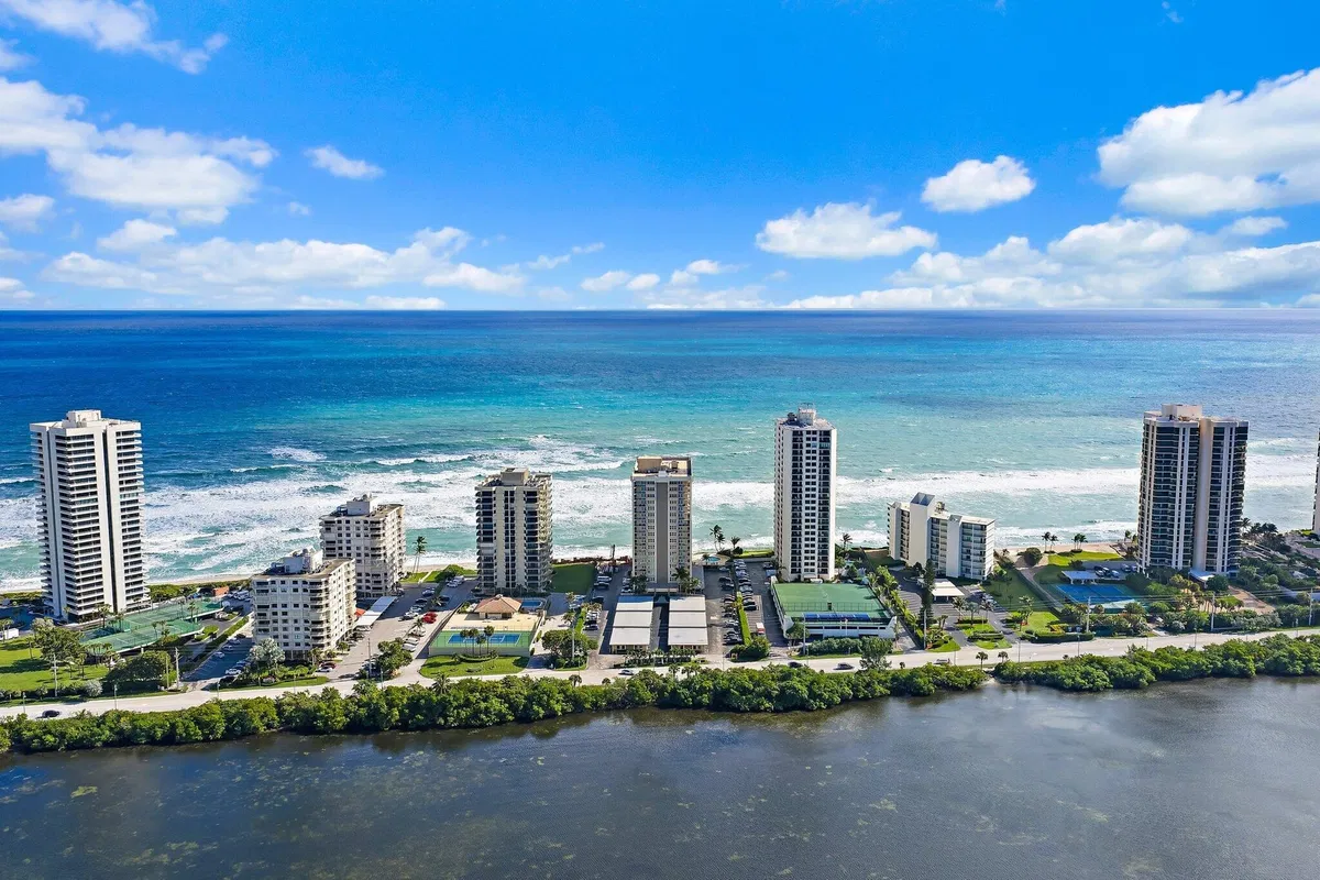 Aquarius Condominium Unit 907 photo 73