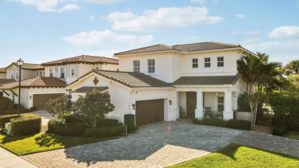 Rialto Jupiter Residence