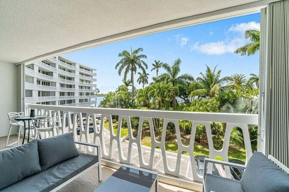 South Palm Beach Unit 303 photo 19