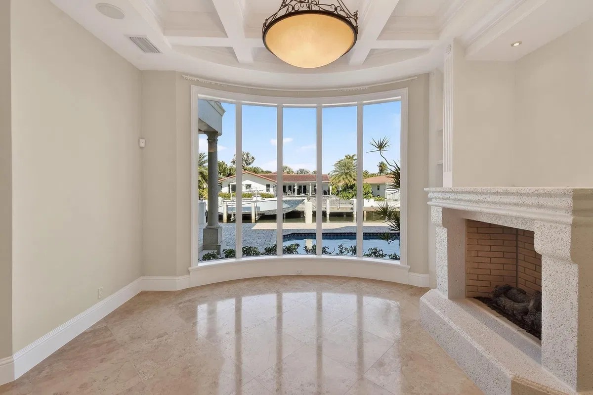 Golden Harbour Residence photo 10