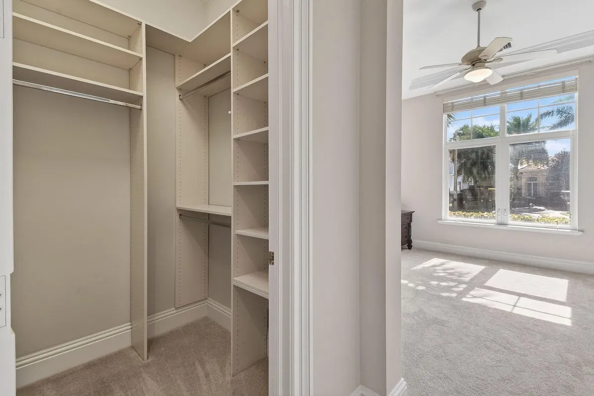 Golden Harbour Residence photo 46