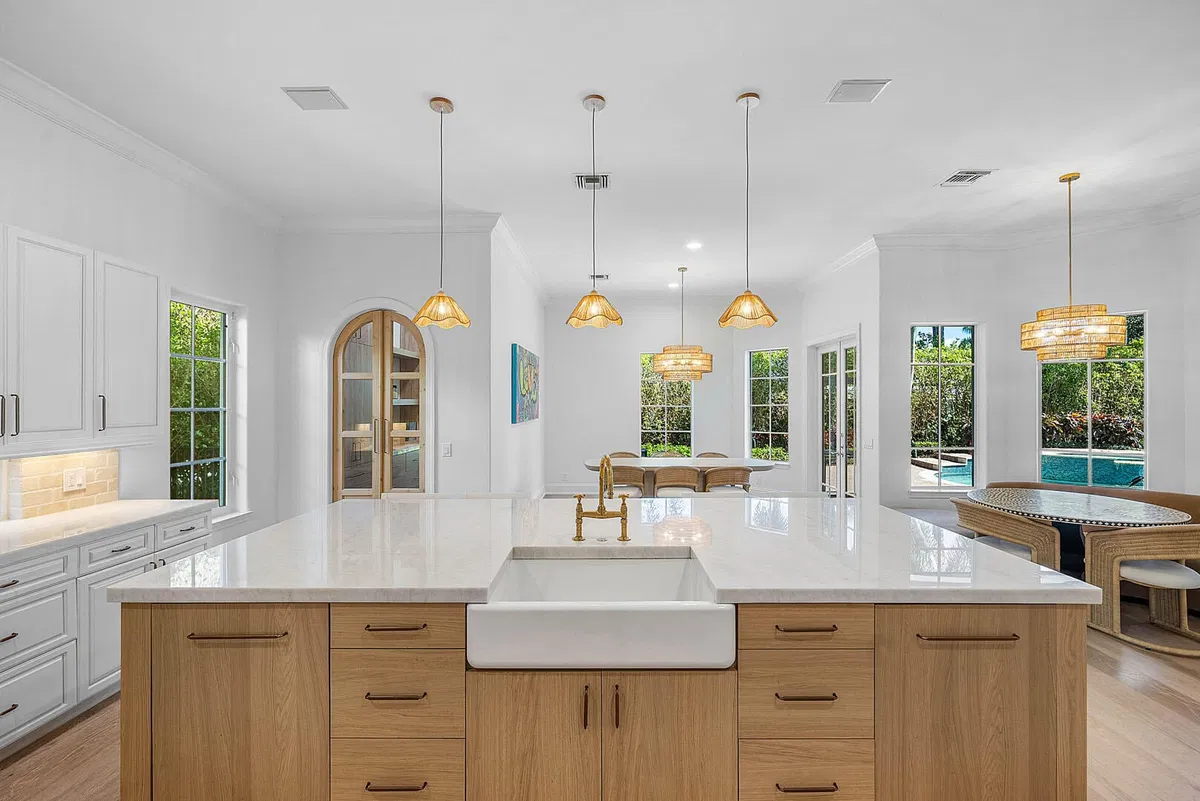 Royal Palm Yacht and Country Club Residence photo 19