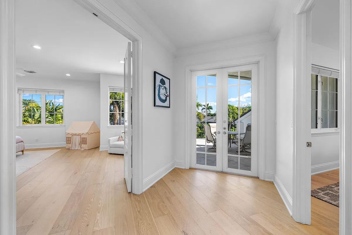Royal Palm Yacht and Country Club Residence photo 46