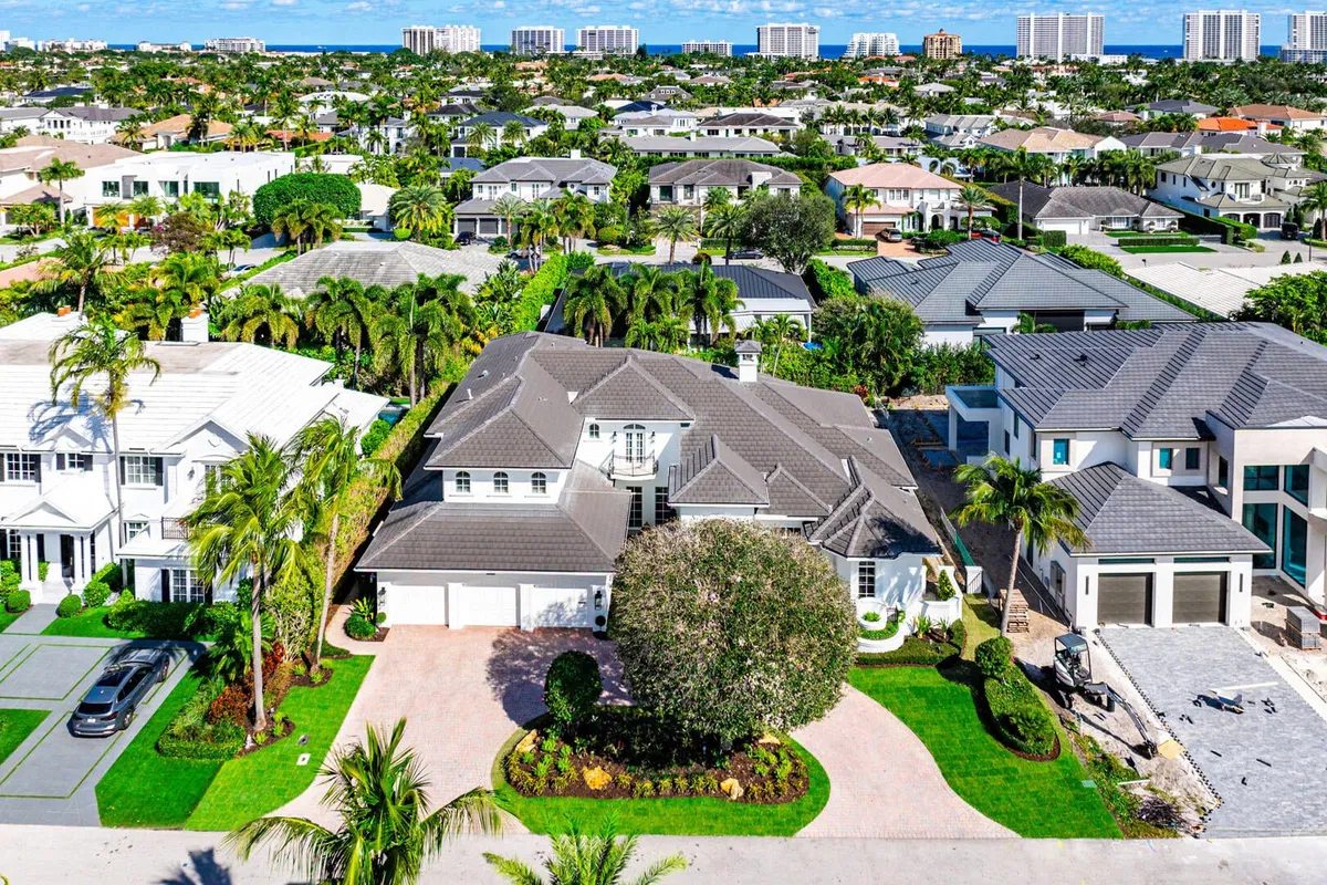 Royal Palm Yacht and Country Club Residence photo 67