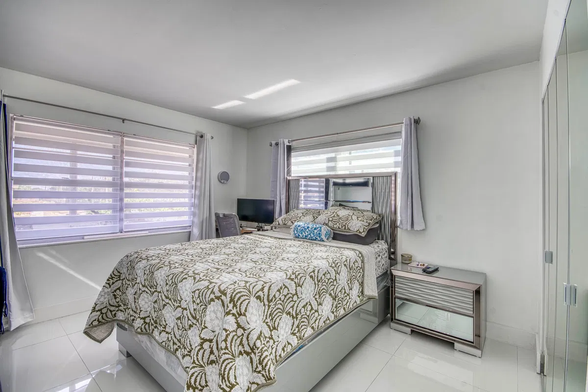 Residence photo 7