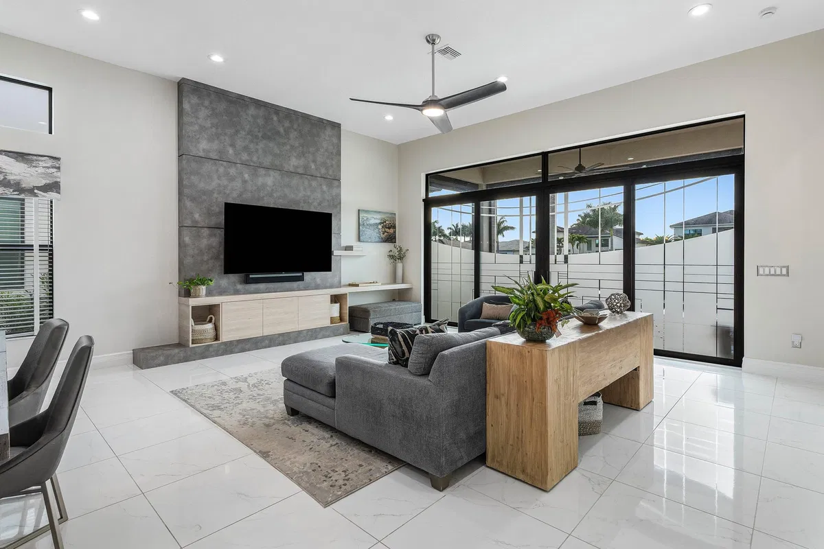 Boca Bridges Residence photo 10