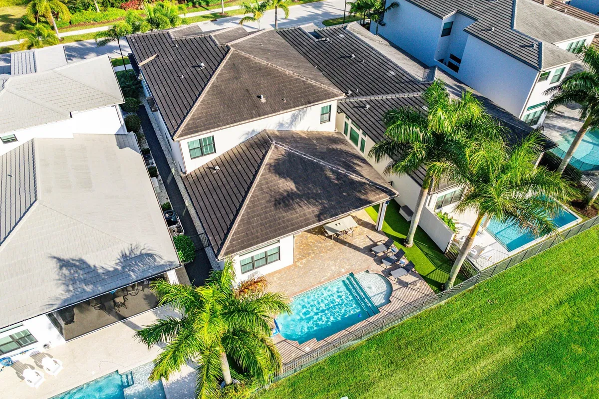 Boca Bridges Residence photo 43